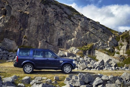Land Rover chính thức cho ra mắt Discovery 4. - 2 Giá bán các phiên bản Land Rover Discovery 4
2014